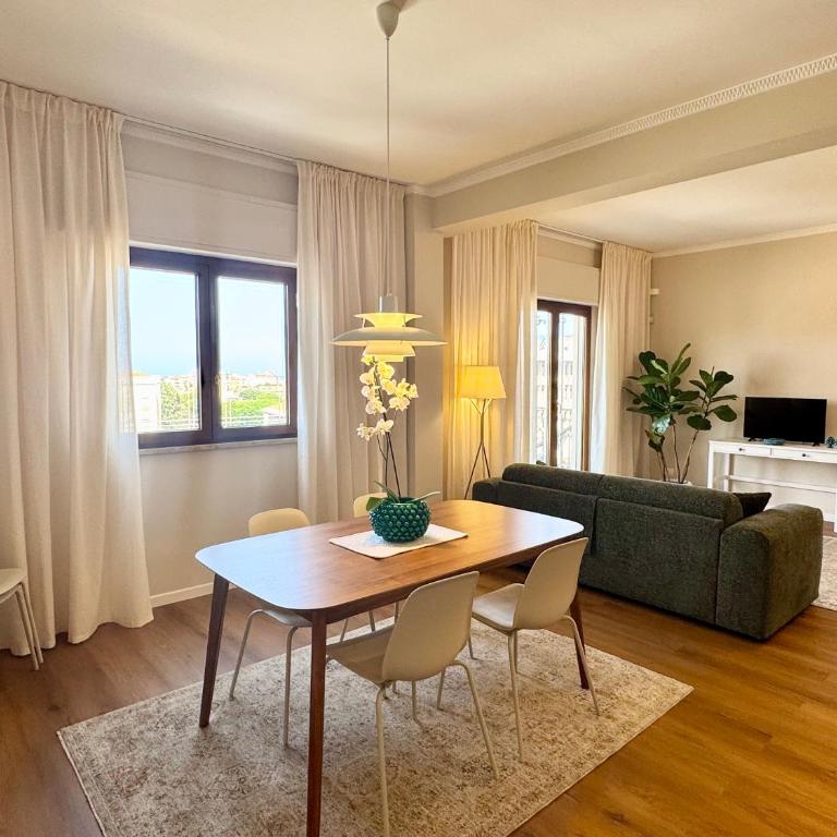 Marisa Boutique Apartments - Appartamento con 2 Camere da Letto e Vista Città - 1