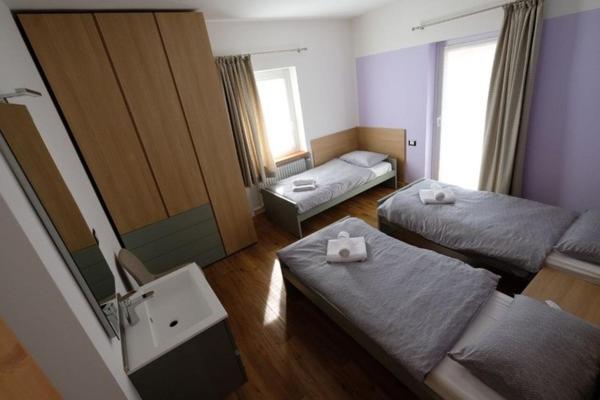 Appartamenti Lezuo Iris - Standard Two-Bedroom Apartment - 8