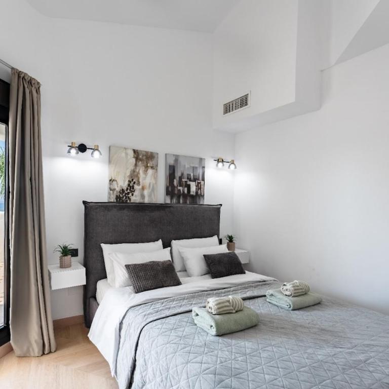  - Room #1715223401 - 18