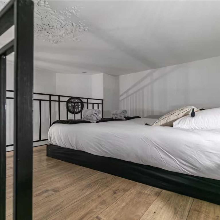 Spacious and cozy apartment - 1BR 8P - Near Bercy - Appartement 1 Chambre - 28
