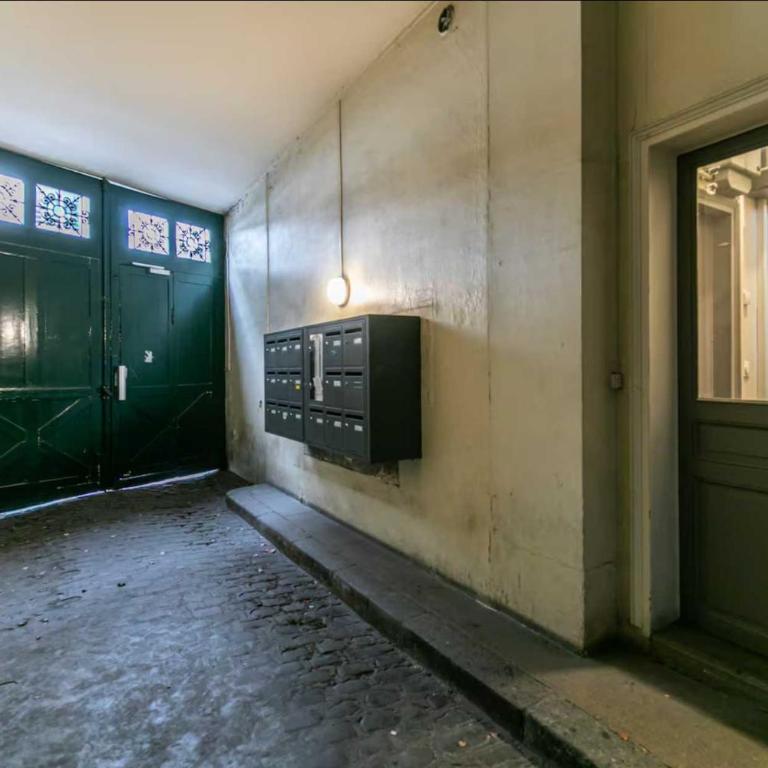 Spacious and cozy apartment - 1BR 8P - Near Bercy - Appartement 1 Chambre - 18