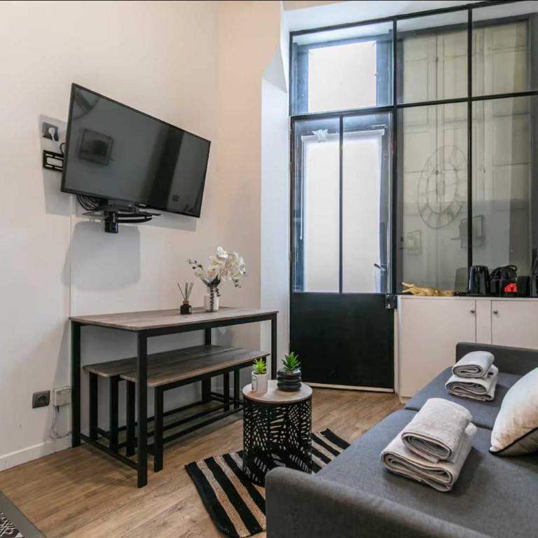 Spacious and cozy apartment - 1BR 8P - Near Bercy - Appartement 1 Chambre - 31
