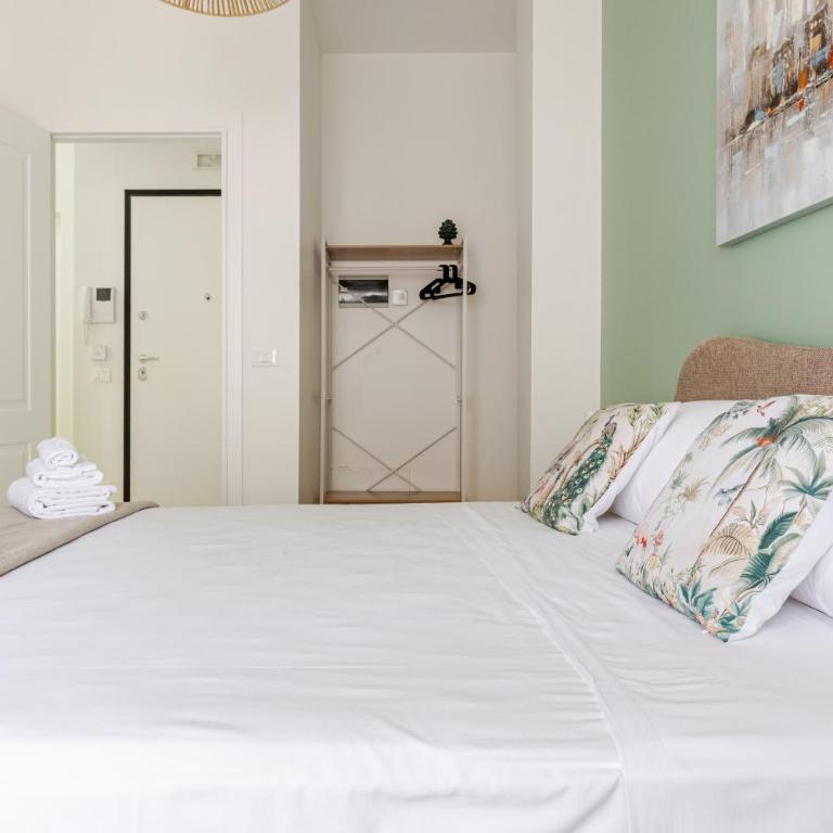  - Room #1715233701 - 14