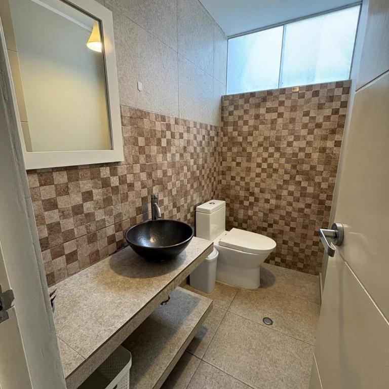  - Room #1715237801 - 12