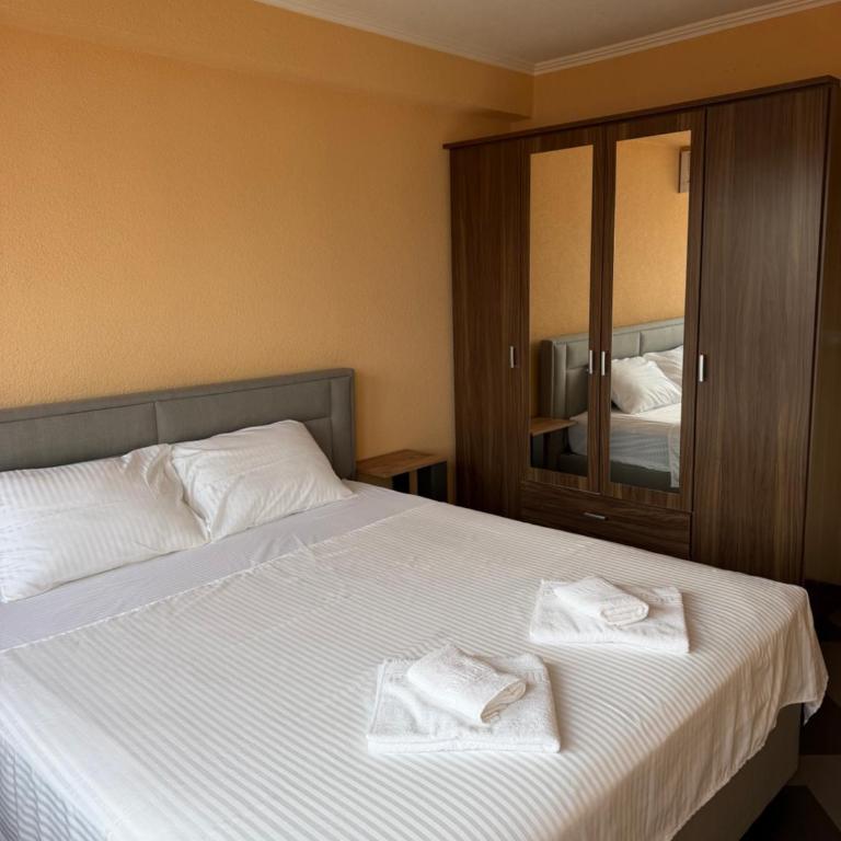 Wolf Apartment with Sea View in City Center - Apartman - 11