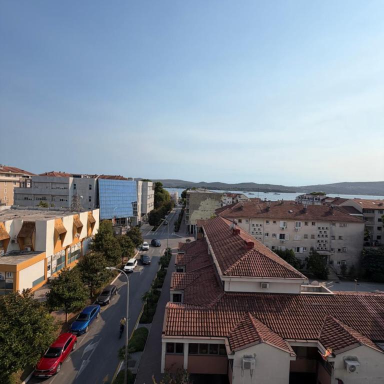 Wolf Apartment with Sea View in City Center - Apartman - 4