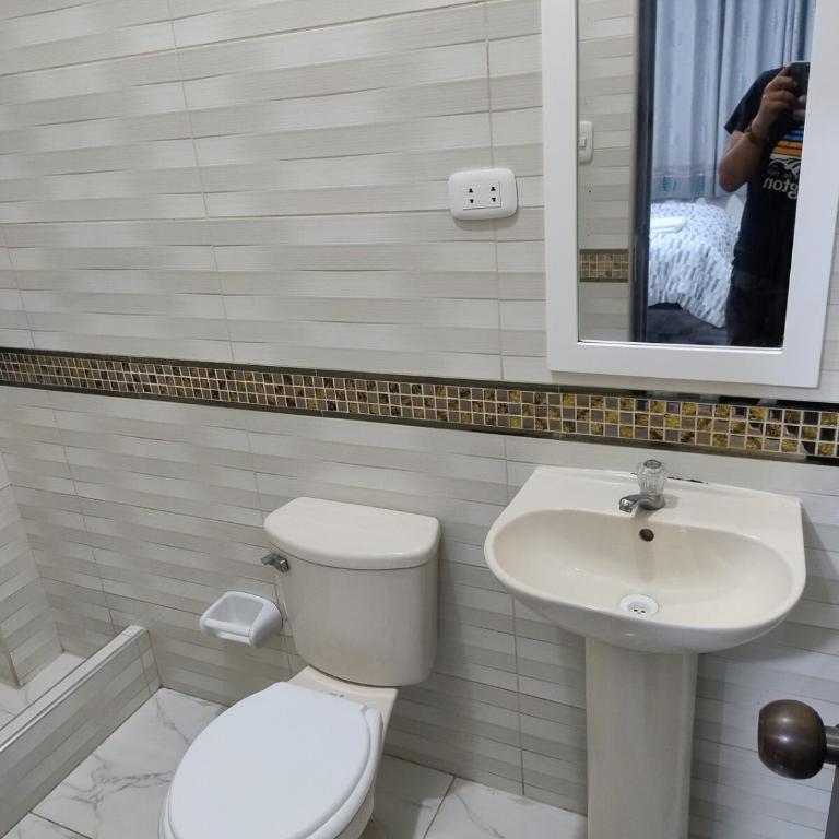  - Room #1715246901 - 13