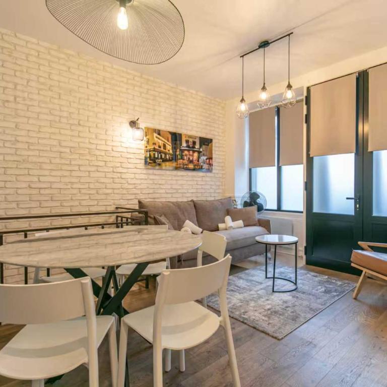 2BDR 6P duplex flat near the Moulin Rouge - Appartement 2 Chambres - 2