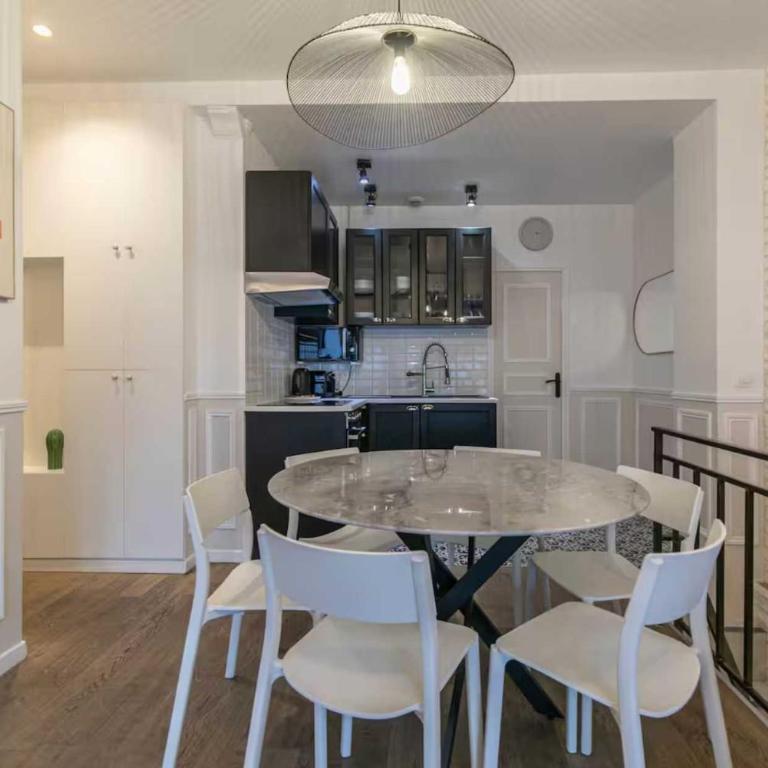 2BDR 6P duplex flat near the Moulin Rouge - Appartement 2 Chambres - 17