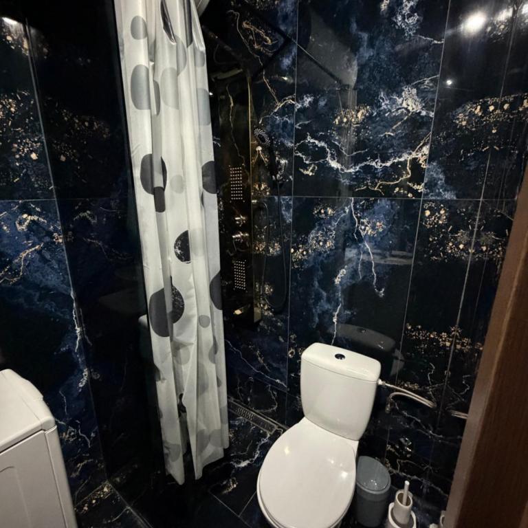 - Room #1715256901 - 8