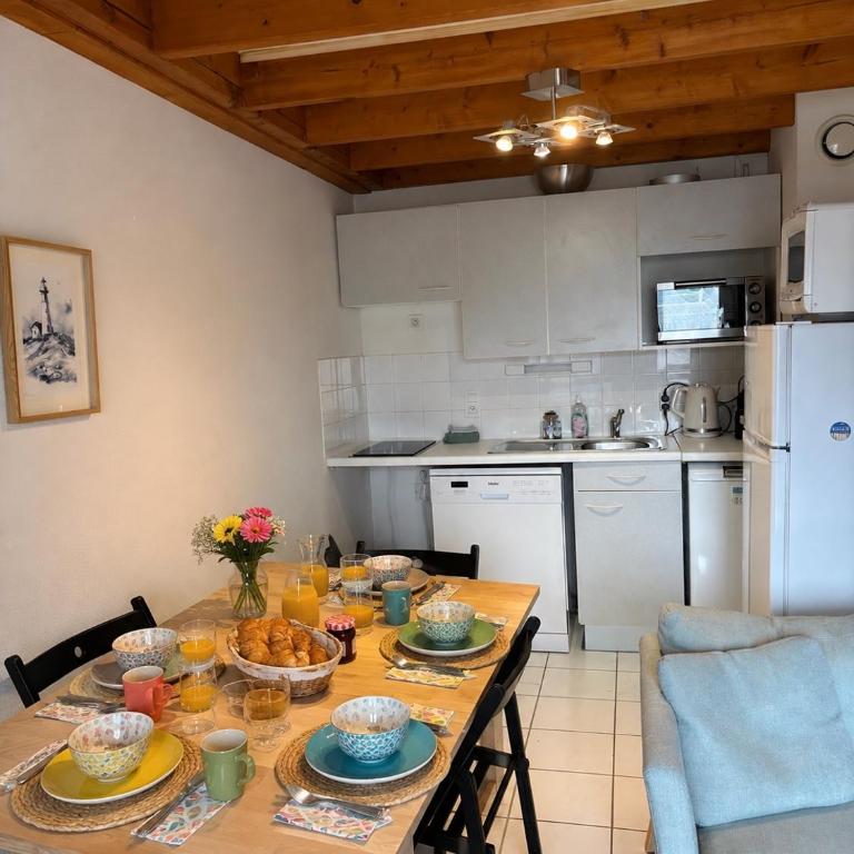 Les SARDINES BLEUES - 2 à 4 vacanciers - Terrasse - Piscine dans résidence - Plages et Commerces à pied - Appartement 2 Chambres - 12
