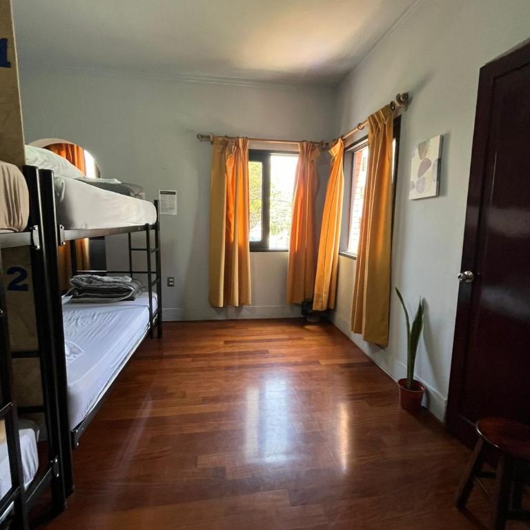  - Room #1715234404 - 2