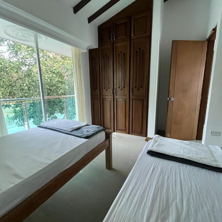 Casa espectacular en conjunto con piscina - Casa de 4 dormitorios - 8