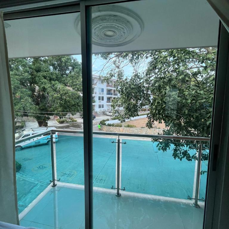 Casa espectacular en conjunto con piscina - Casa de 4 dormitorios - 9