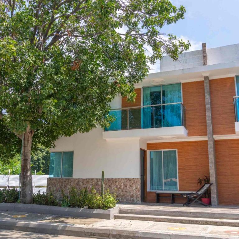 Casa espectacular en conjunto con piscina - Casa de 4 dormitorios - 20