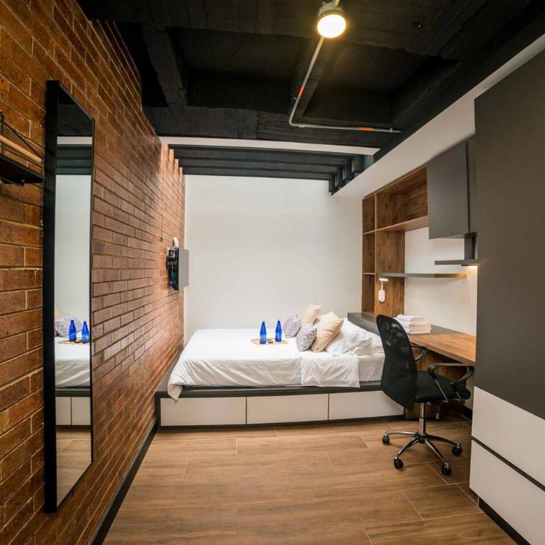 Apto tipo loft 104, cerca a Campus Santoto y Uptc - Apartamento - 1