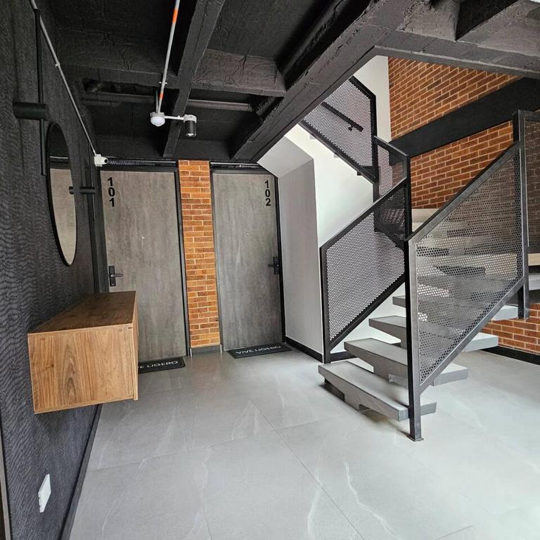 Apto tipo loft 104, cerca a Campus Santoto y Uptc - Apartamento - 21