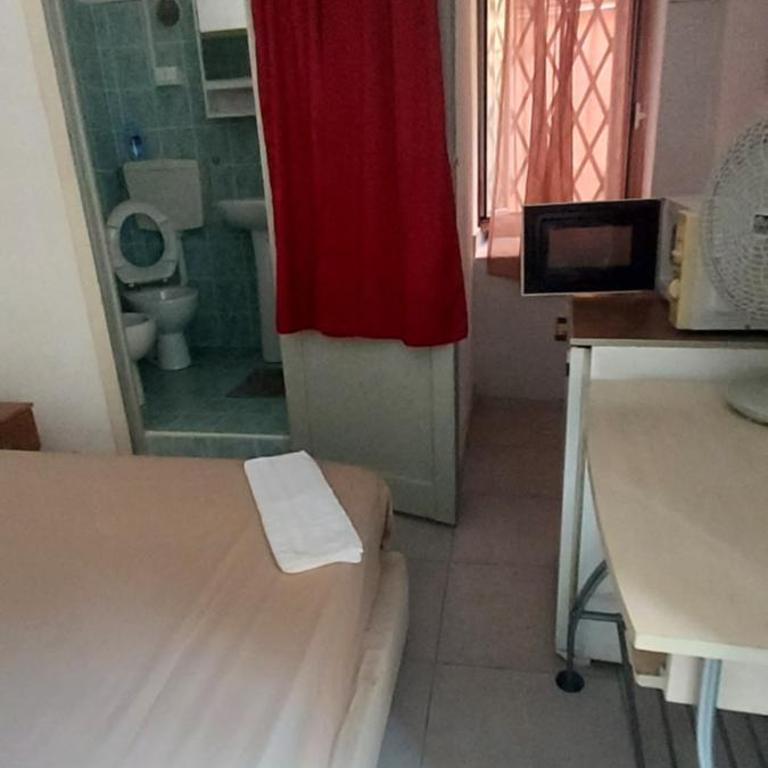 Independent studio near the beach and the port - Appartamento Monolocale con Letto King-Size - 1