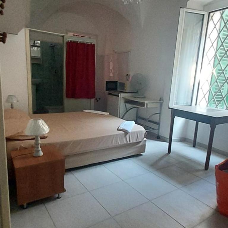 Independent studio near the beach and the port - Appartamento Monolocale con Letto King-Size - 2