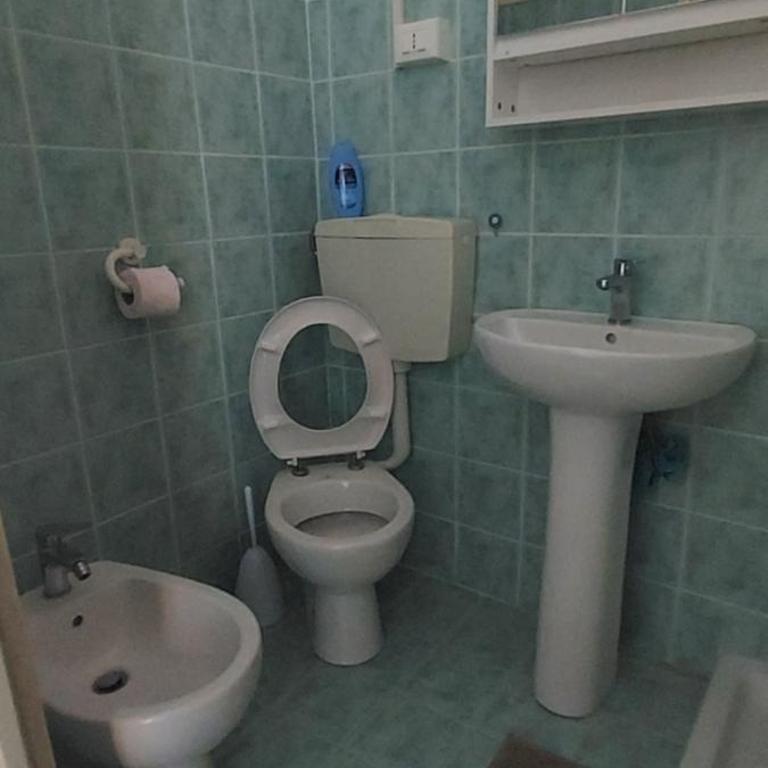 Independent studio near the beach and the port - Appartamento Monolocale con Letto King-Size - 4