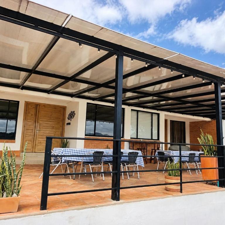 Casa El Roble paipa - Four-Bedroom House - 9