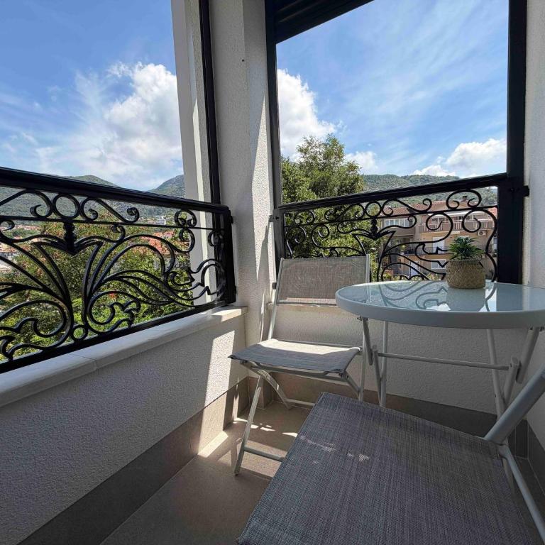 Marea Lux - Tivat - Deluks Apartman sa 2 Spavaće Sobe i Balkonom - 31