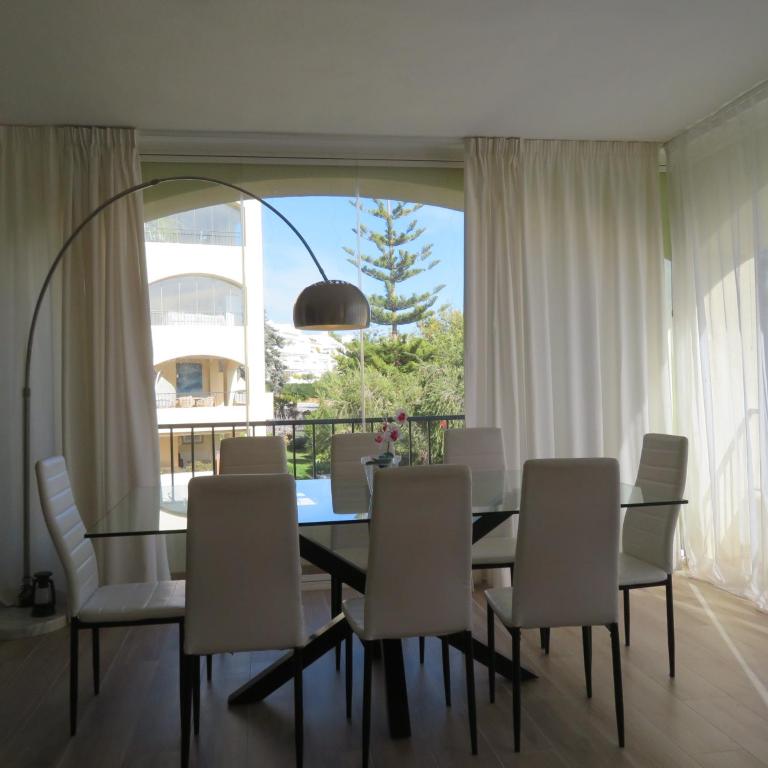 3 bedroom apartment Bahia de Marbella - Apartamento de 3 dormitorios con balcón - 9
