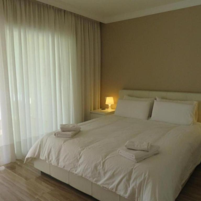 3 bedroom apartment Bahia de Marbella - Apartamento de 3 dormitorios con balcón - 17
