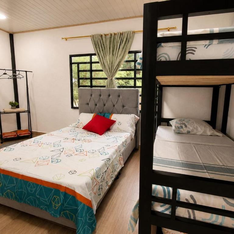  - Room #1715301102 - 5