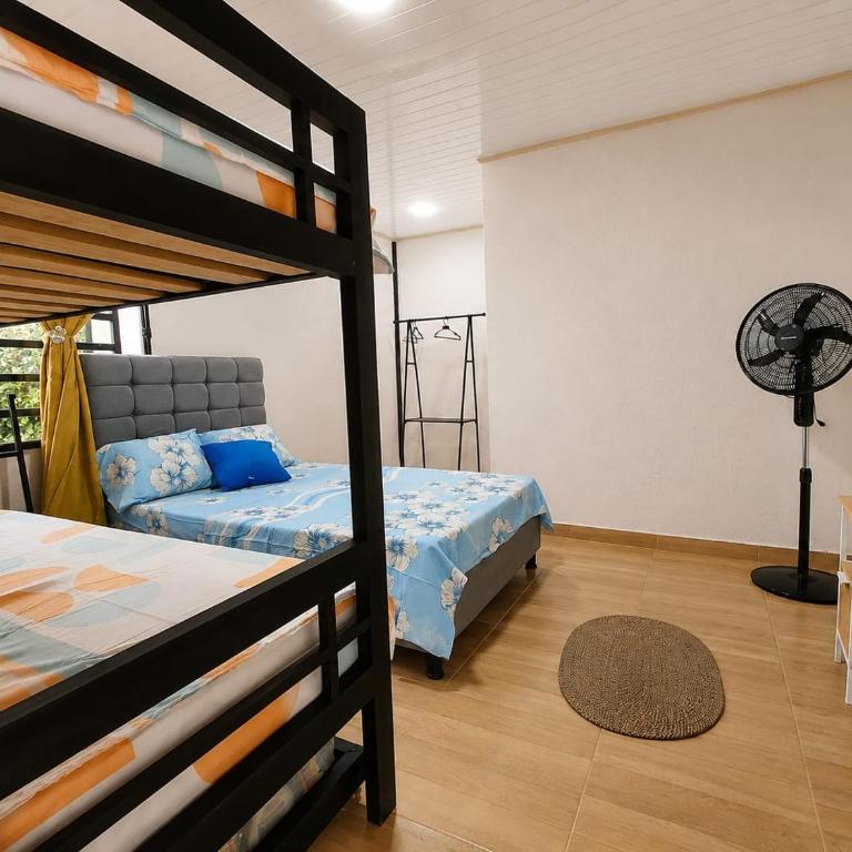  - Room #1715301102 - 8