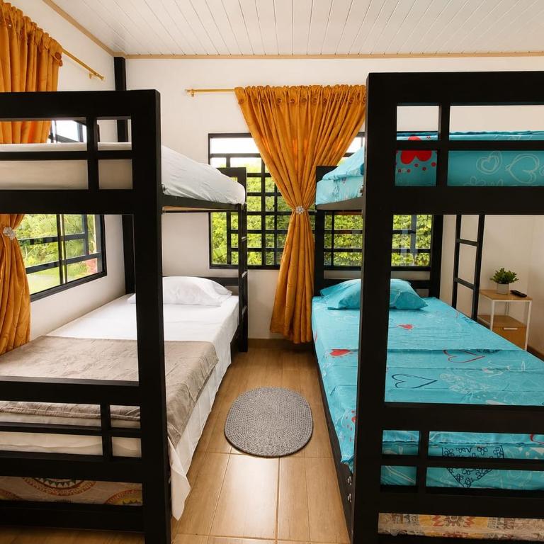  - Room #1715301102 - 14