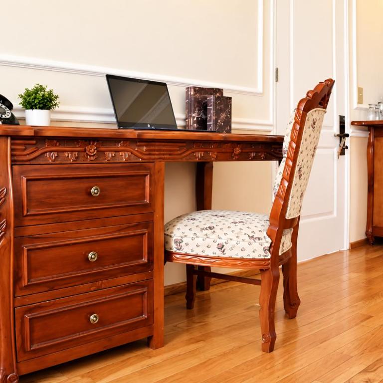 Colonial House - Suite Deluxe con cama extragrande - 2