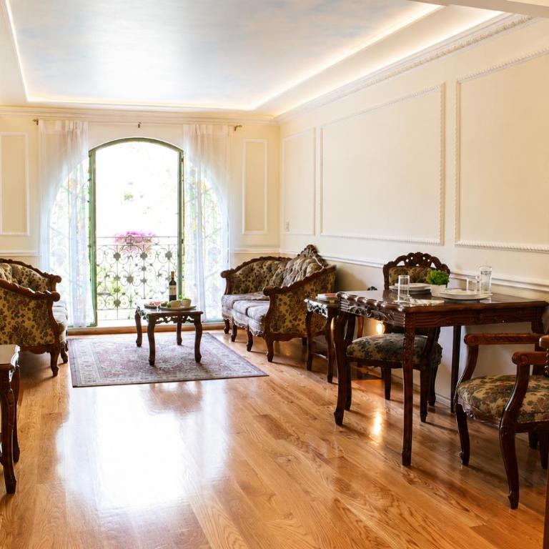 Colonial House - Suite Deluxe con cama extragrande - 4