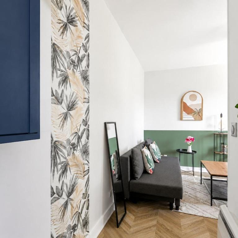 La Loge, aux portes de Paris - Room #1715316501 - 1