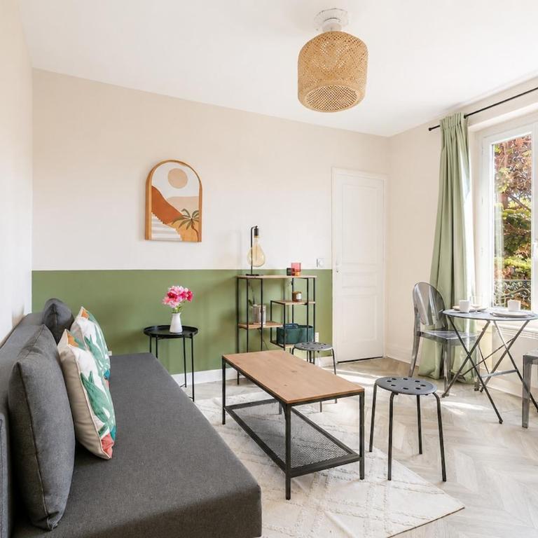 La Loge, aux portes de Paris - Room #1715316501 - 3