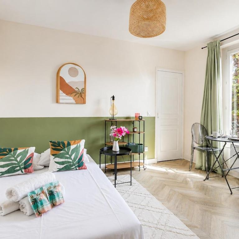La Loge, aux portes de Paris - Room #1715316501 - 5