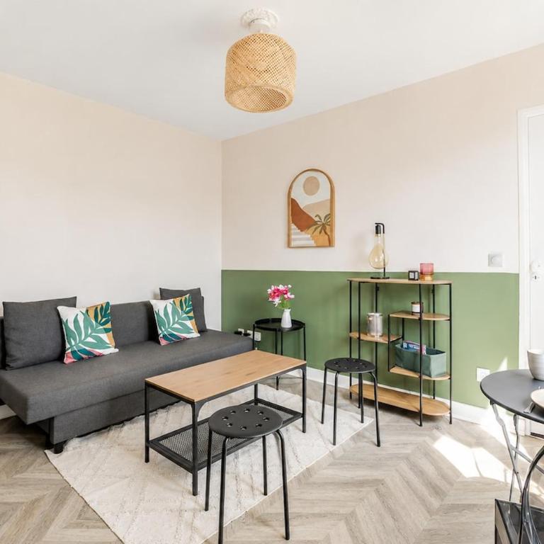La Loge, aux portes de Paris - Room #1715316501 - 14