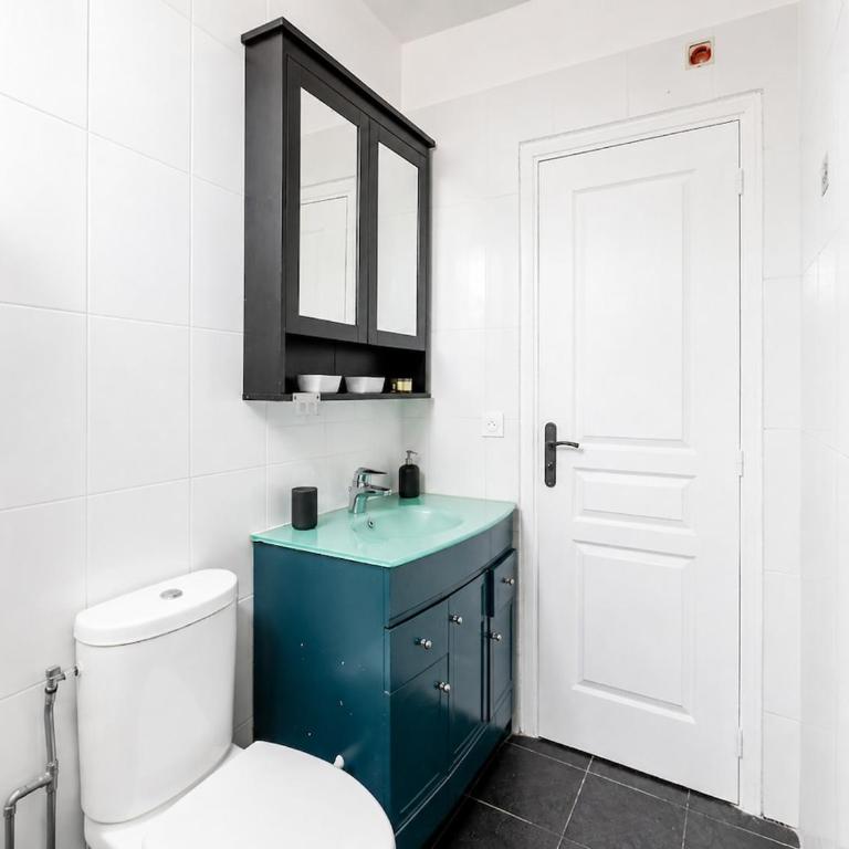 La Loge, aux portes de Paris - Room #1715316501 - 16