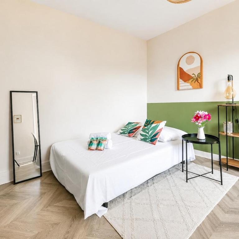 La Loge, aux portes de Paris - Room #1715316501 - 21