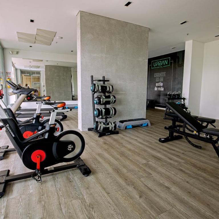 Skyline 11th Floor Mountain View, Private Jacuzzi, AC King Bed - One-Bedroom Apartment - 37