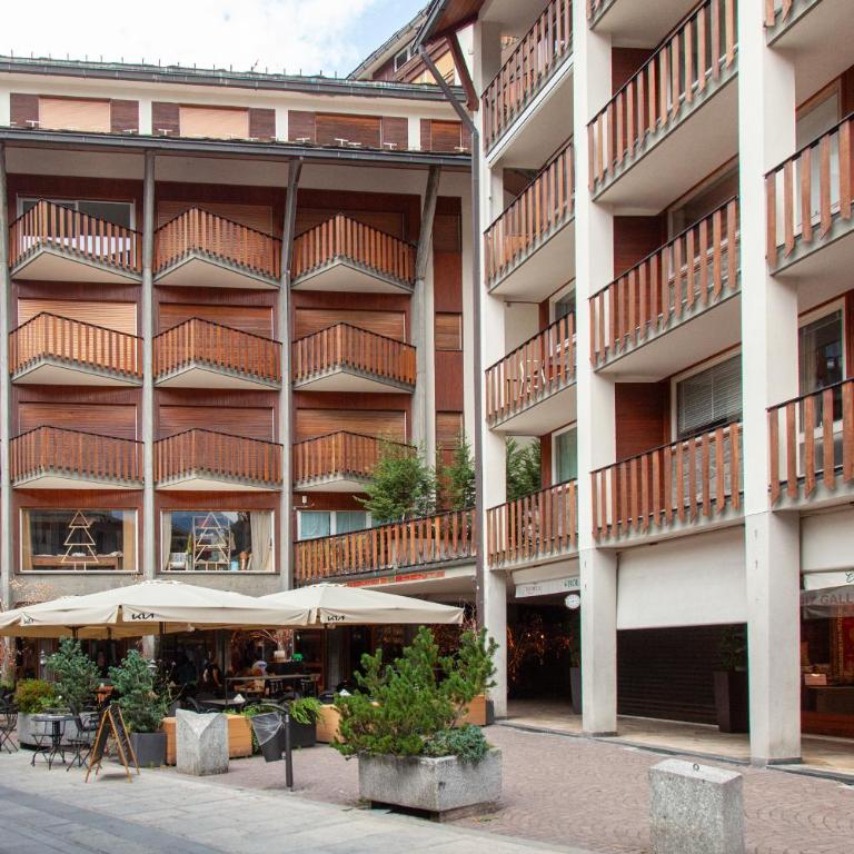 Panoramic Penthouse in the center of Monte Bianco - Appartement 2 Chambres avec Vue sur la Montagne - 25
