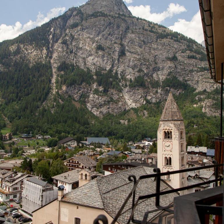 Panoramic Penthouse in the center of Monte Bianco - Appartement 2 Chambres avec Vue sur la Montagne - 4