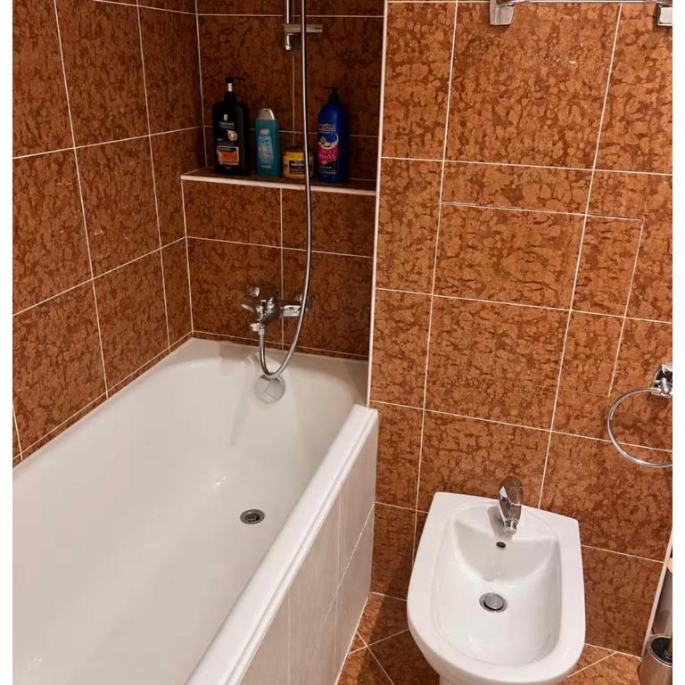 Grand studio Faubourg SaintHonoré Paris 8th - One-Bedroom Apartment - 26