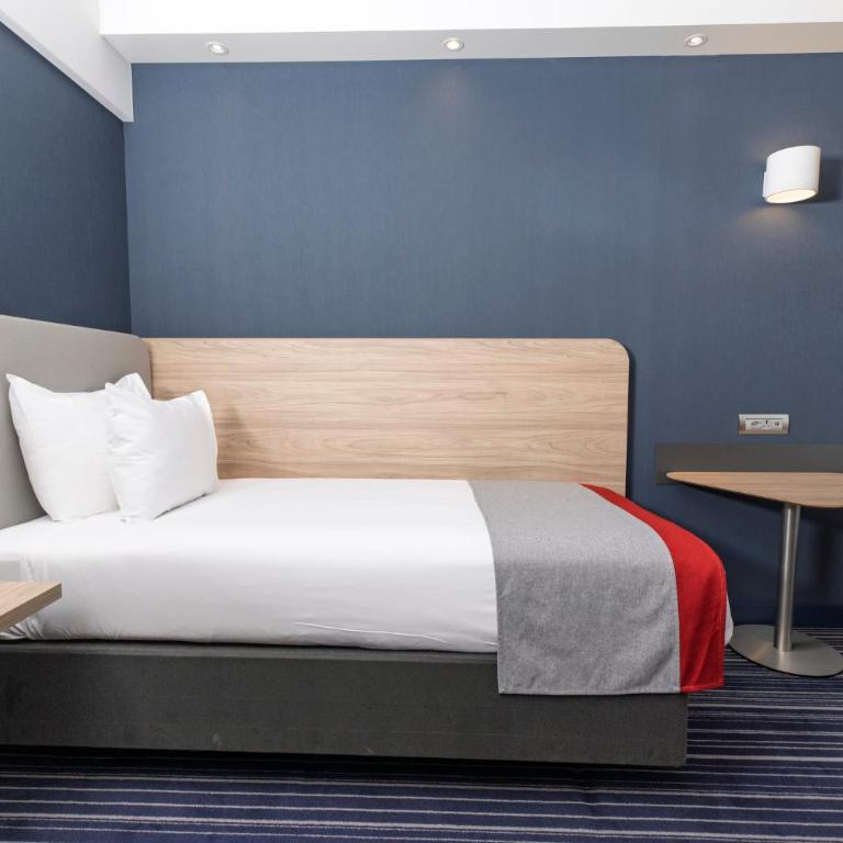 Holiday Inn Express Geneva Airport by IHG - Chambre Simple Standard - 7