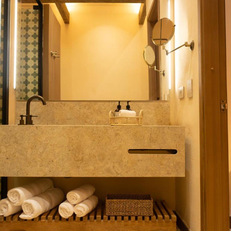 Hotel El Balconario by Faranda Boutique - Deluxe Legacy 2 Twins City View - 3