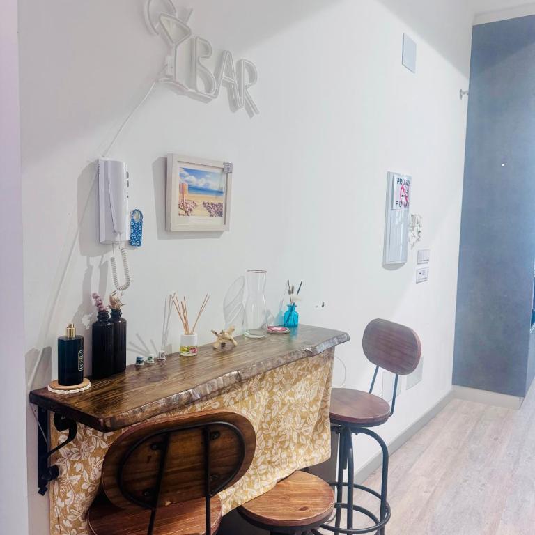 Large Modern Industrial Loft Close to Beaches - Three-Bedroom Apartment - 19