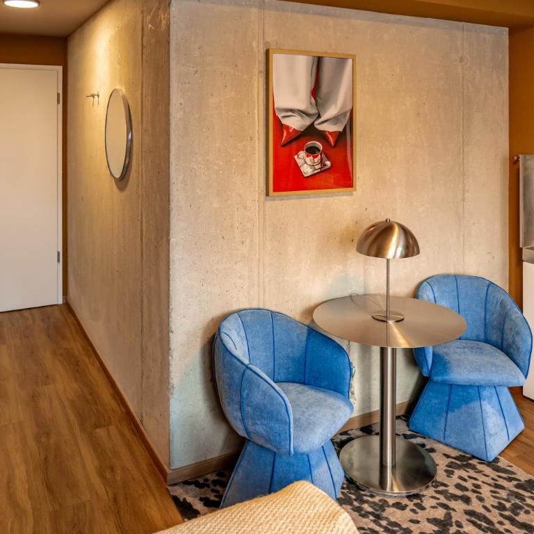 smart studios - by kalm stay - Deluxe Queen Studio - 30