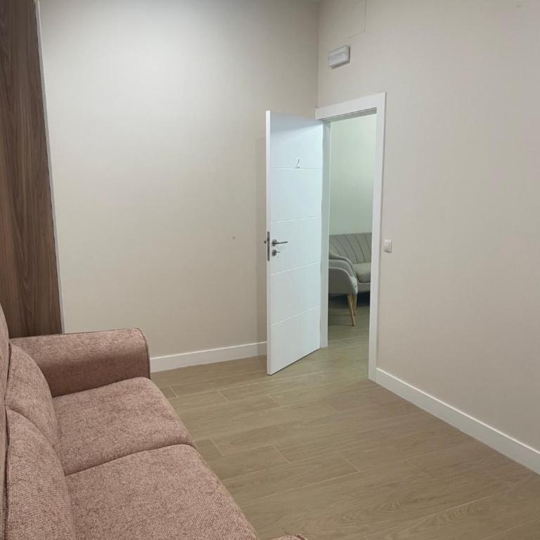 Espacio Coworking-Estudios con residencia cerca Campus Universitario - Standard Studio - 5