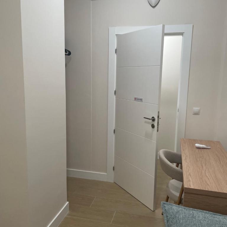 Espacio Coworking-Estudios con residencia cerca Campus Universitario - Standard Studio - 16