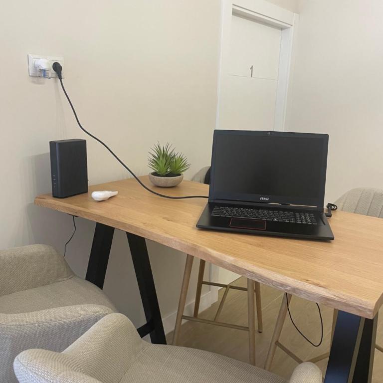 Espacio Coworking-Estudios con residencia cerca Campus Universitario - Standard Studio - 27